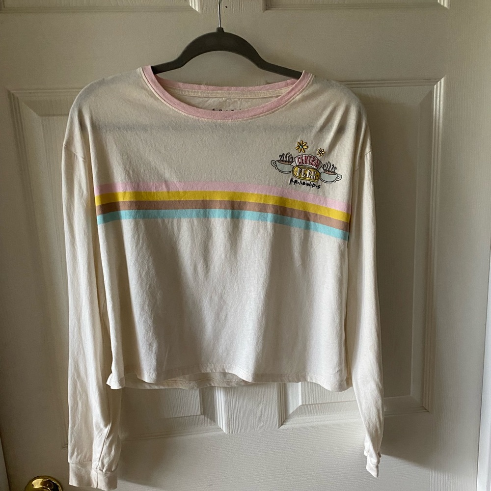 FRIENDS Crop Top